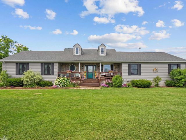 9890 Gratiot Avenue, Columbus, MI 48063