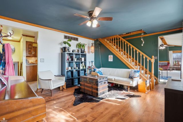 9890 Gratiot Avenue, Columbus, MI 48063