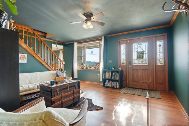 9890 Gratiot Avenue, Columbus, MI 48063