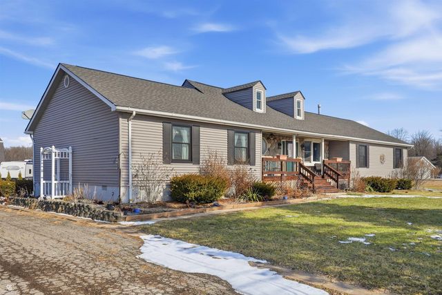 9890 Gratiot Avenue, Columbus, MI 48063