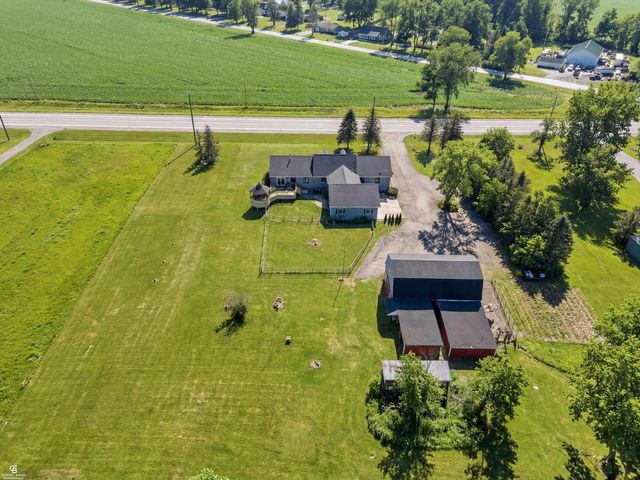 9890 Gratiot Avenue, Columbus, MI 48063