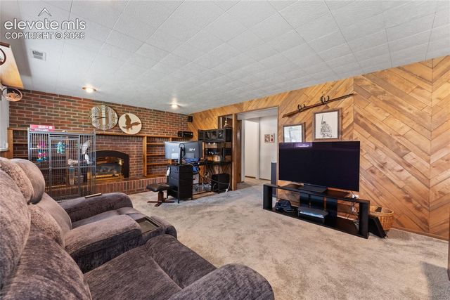 201 Dexter Street, Colorado Springs, CO 80911