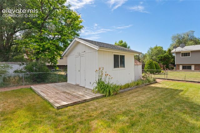 201 Dexter Street, Colorado Springs, CO 80911