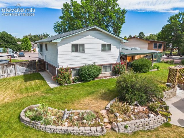 201 Dexter Street, Colorado Springs, CO 80911