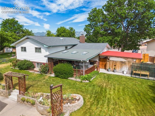 201 Dexter Street, Colorado Springs, CO 80911
