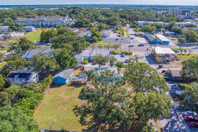 810 2ND AVENUE NW, Largo, FL 33770