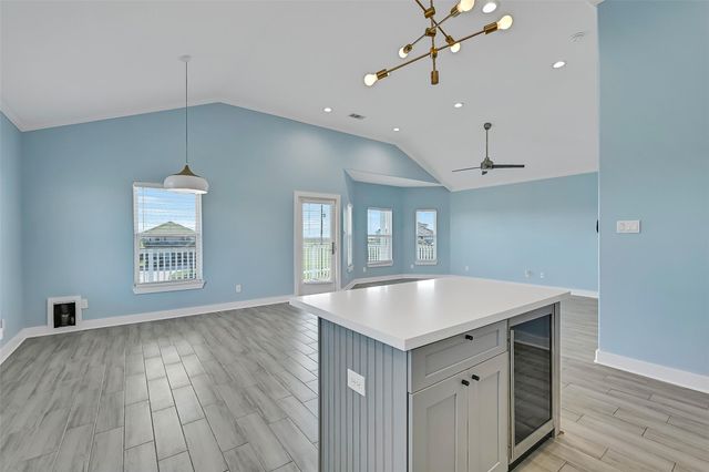 3911 Warrior Court, Galveston, TX 77554