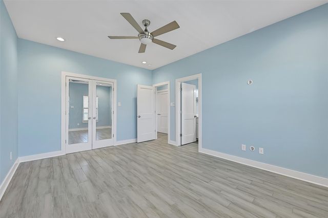 3911 Warrior Court, Galveston, TX 77554