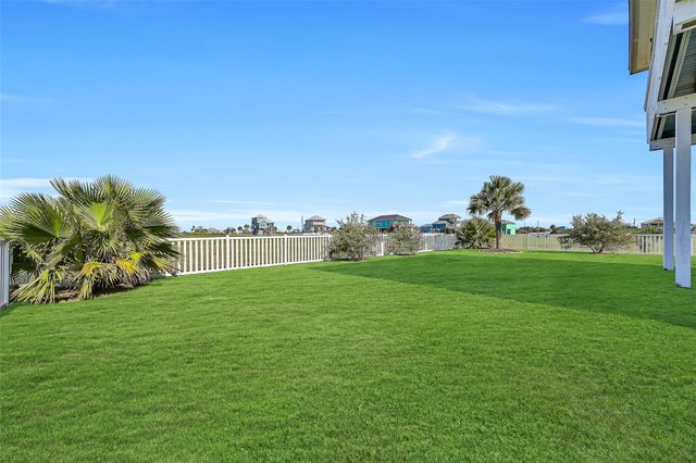 3911 Warrior Court, Galveston, TX 77554