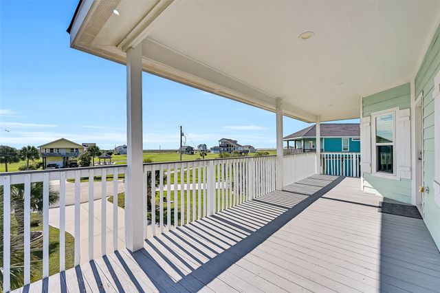 3911 Warrior Court, Galveston, TX 77554