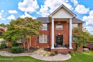 8406 Harbor Cove Drive, Knoxville, TN 37938