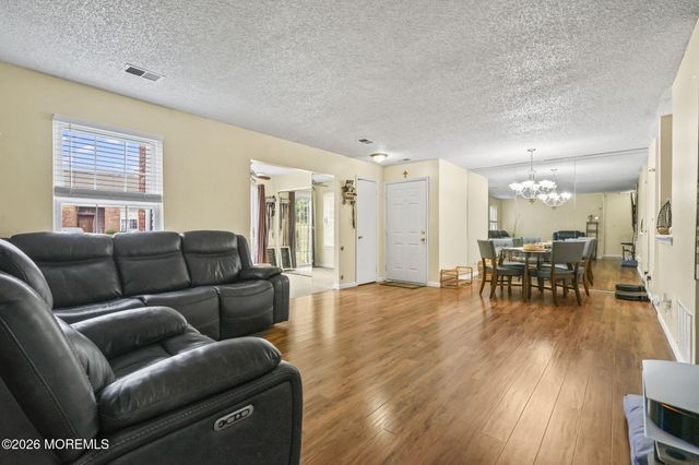 61 Frontier Way, Tinton Falls, NJ 07753