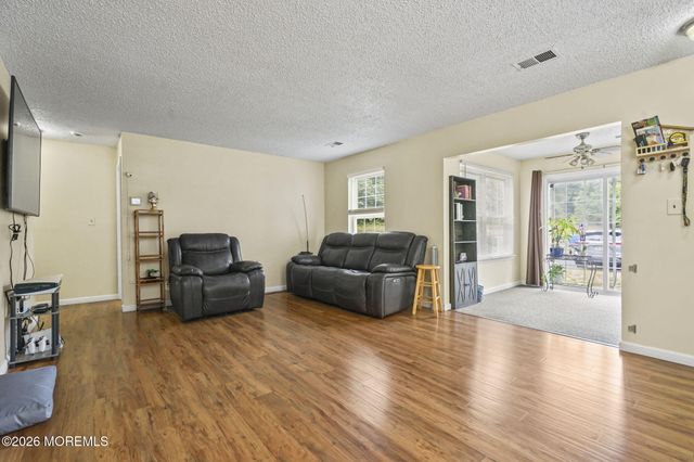 61 Frontier Way, Tinton Falls, NJ 07753