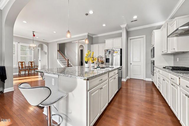 2104 Bluff Oak Drive, Cary, NC 27519