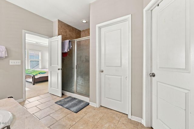 2104 Bluff Oak Drive, Cary, NC 27519