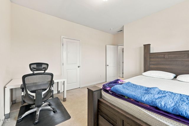 2104 Bluff Oak Drive, Cary, NC 27519