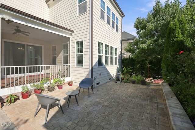 2104 Bluff Oak Drive, Cary, NC 27519