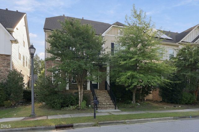 2104 Bluff Oak Drive, Cary, NC 27519
