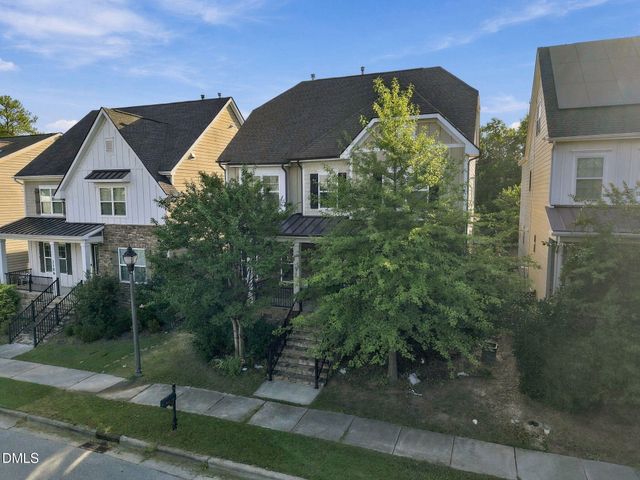 2104 Bluff Oak Drive, Cary, NC 27519
