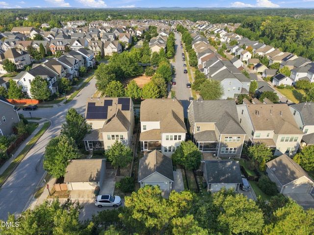 2104 Bluff Oak Drive, Cary, NC 27519