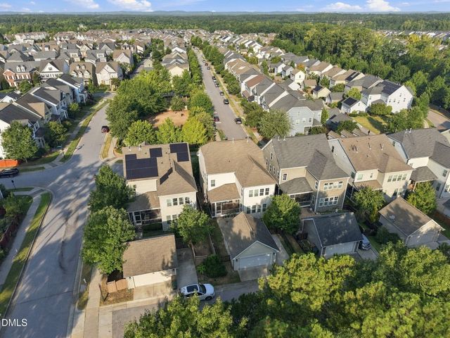 2104 Bluff Oak Drive, Cary, NC 27519