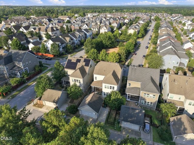 2104 Bluff Oak Drive, Cary, NC 27519