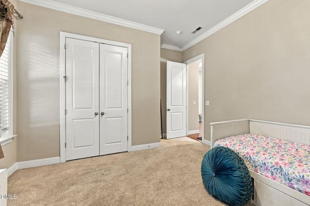 2104 Bluff Oak Drive, Cary, NC 27519
