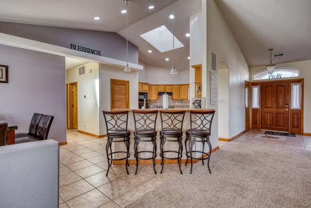 6732 Mariposa Place NW, Albuquerque, NM 87120