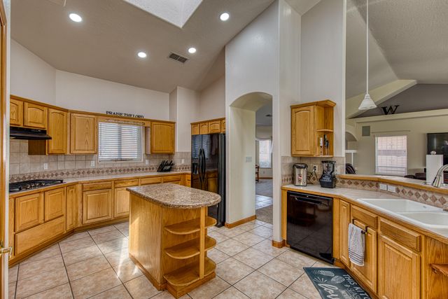 6732 Mariposa Place NW, Albuquerque, NM 87120