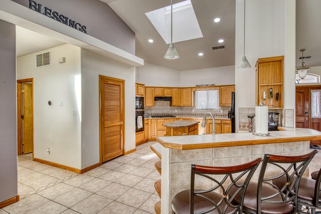 6732 Mariposa Place NW, Albuquerque, NM 87120