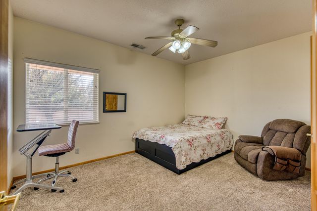 6732 Mariposa Place NW, Albuquerque, NM 87120