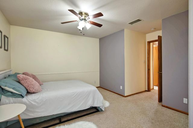 6732 Mariposa Place NW, Albuquerque, NM 87120