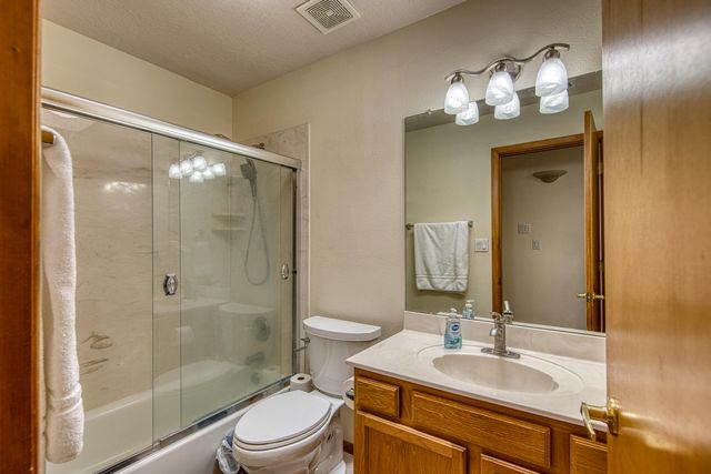 6732 Mariposa Place NW, Albuquerque, NM 87120