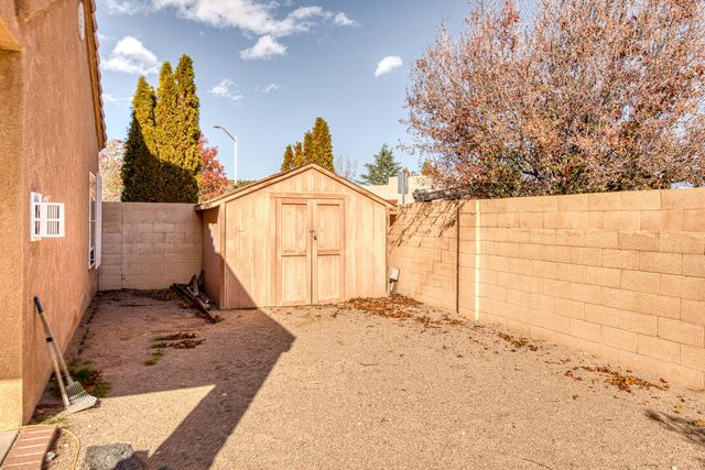 6732 Mariposa Place NW, Albuquerque, NM 87120