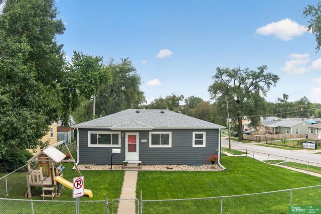 4454 S 61 Street, Omaha, NE 68117