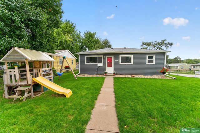 4454 S 61 Street, Omaha, NE 68117