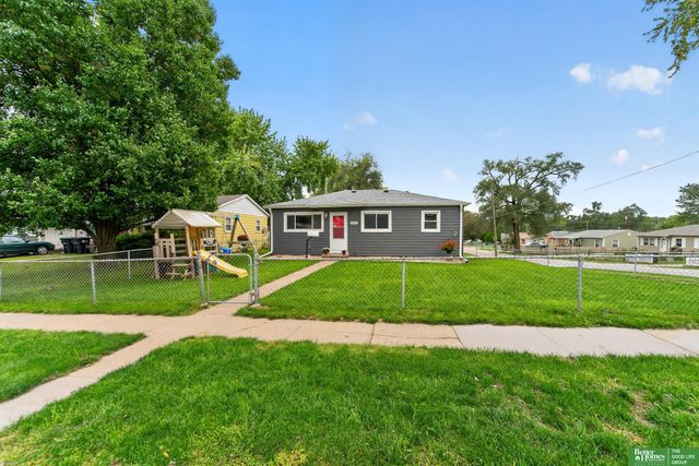 4454 S 61 Street, Omaha, NE 68117