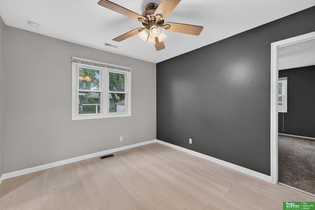 4454 S 61 Street, Omaha, NE 68117