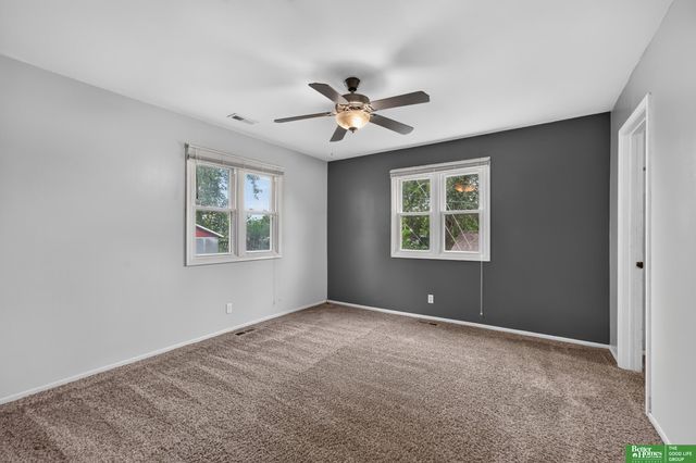 4454 S 61 Street, Omaha, NE 68117