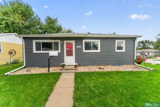 4454 S 61 Street, Omaha, NE 68117
