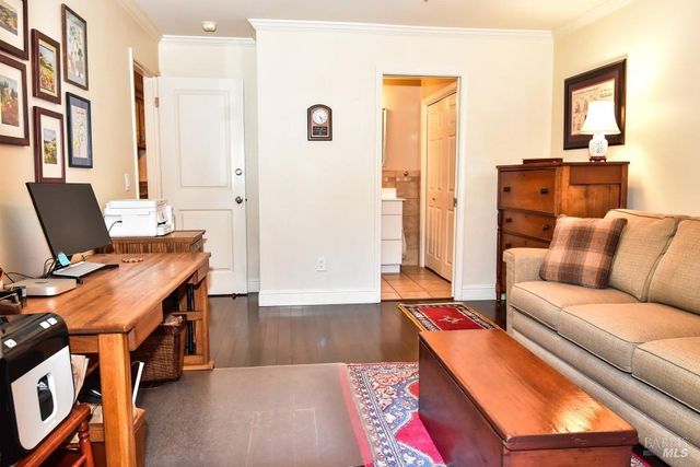 195 Guadalupe Dr, Sonoma, CA 95476