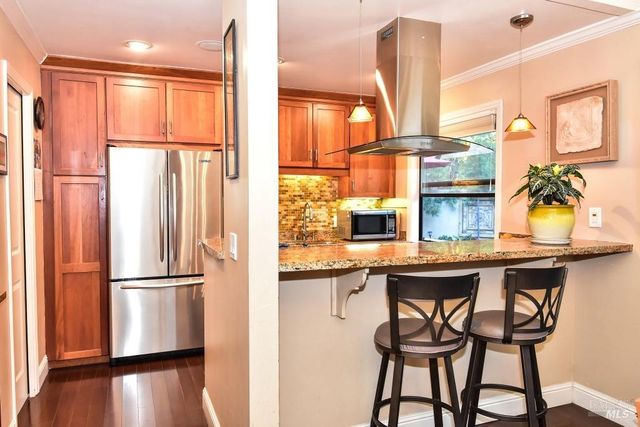 195 Guadalupe Dr, Sonoma, CA 95476