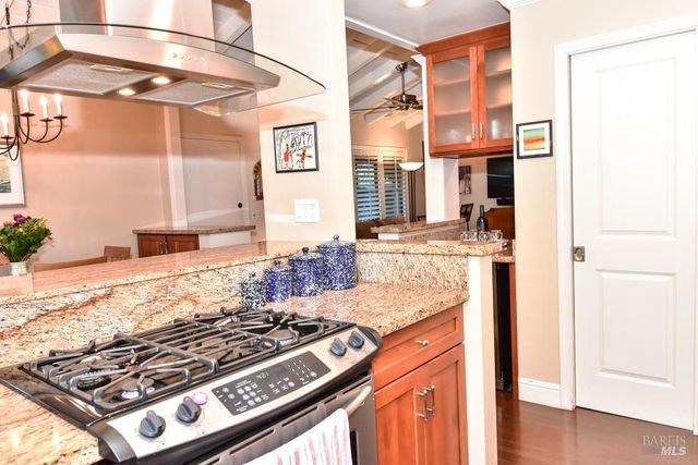 195 Guadalupe Dr, Sonoma, CA 95476