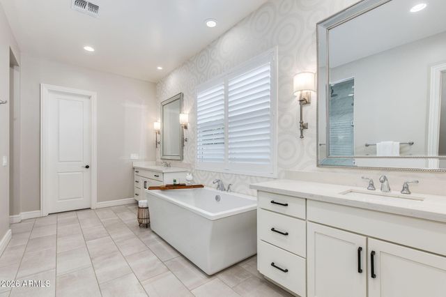 2766 E BONANZA Court, Gilbert, AZ 85297