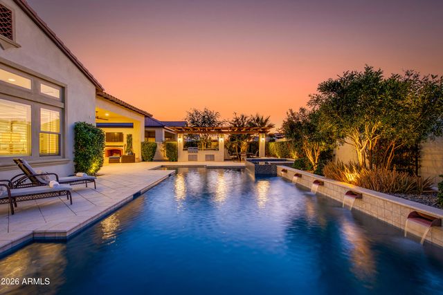 2766 E BONANZA Court, Gilbert, AZ 85297