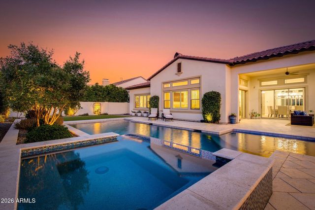 2766 E BONANZA Court, Gilbert, AZ 85297