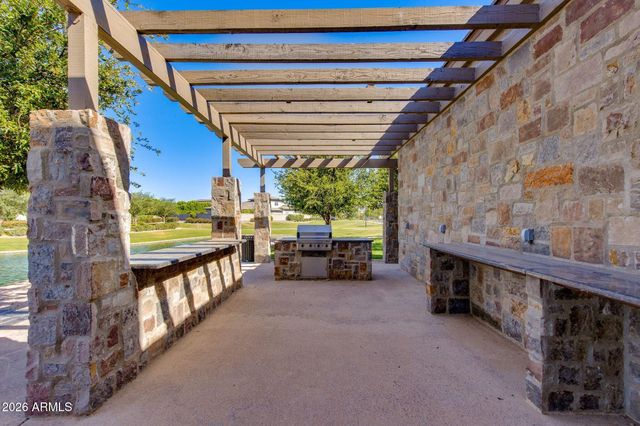 2766 E BONANZA Court, Gilbert, AZ 85297