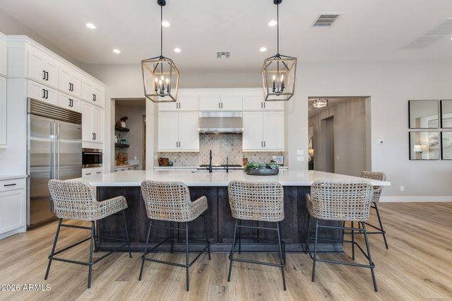 2766 E BONANZA Court, Gilbert, AZ 85297