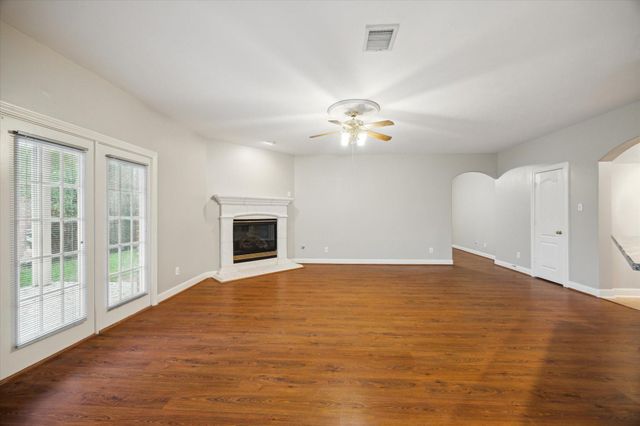 1766 Lakeside Enclave Drive, Houston, TX 77077