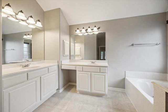 1766 Lakeside Enclave Drive, Houston, TX 77077